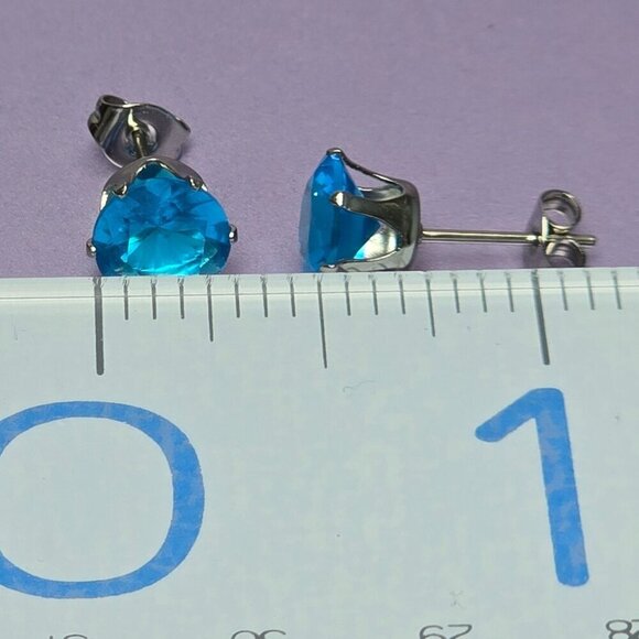 2/$15 December Simulated Blue Topaz Earrings (NWOT) - Picture 3 of 3